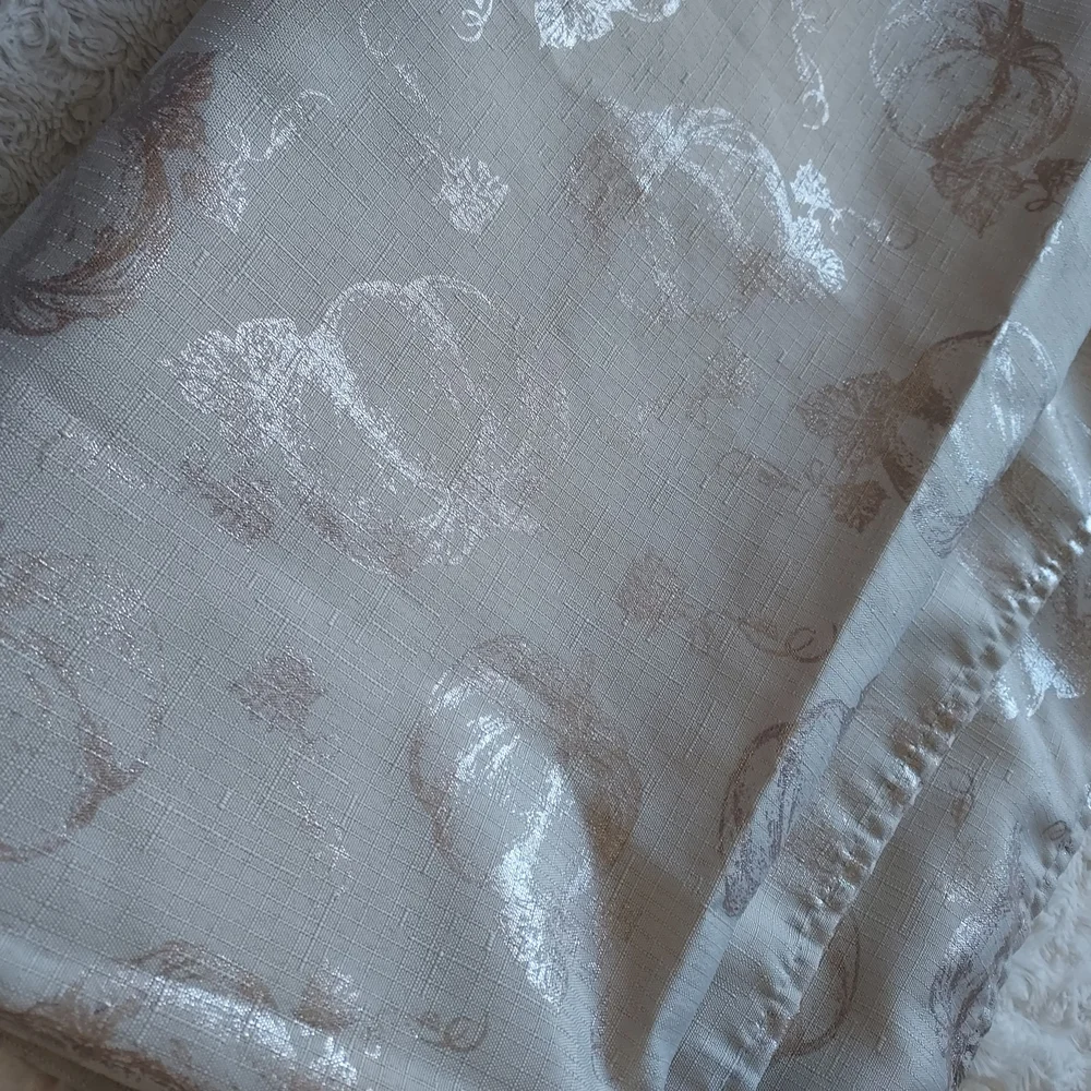 Shimmery Beige Fall Pumpkin Themed Tablecloth 68x50